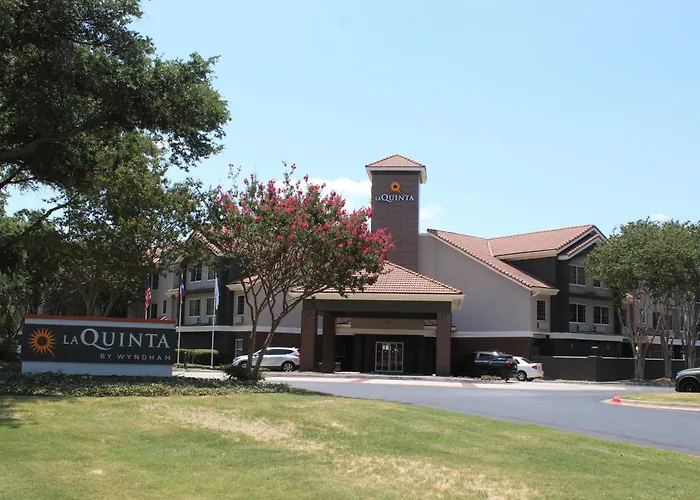 La Quinta By Wyndham Dallas - Addison Galleria