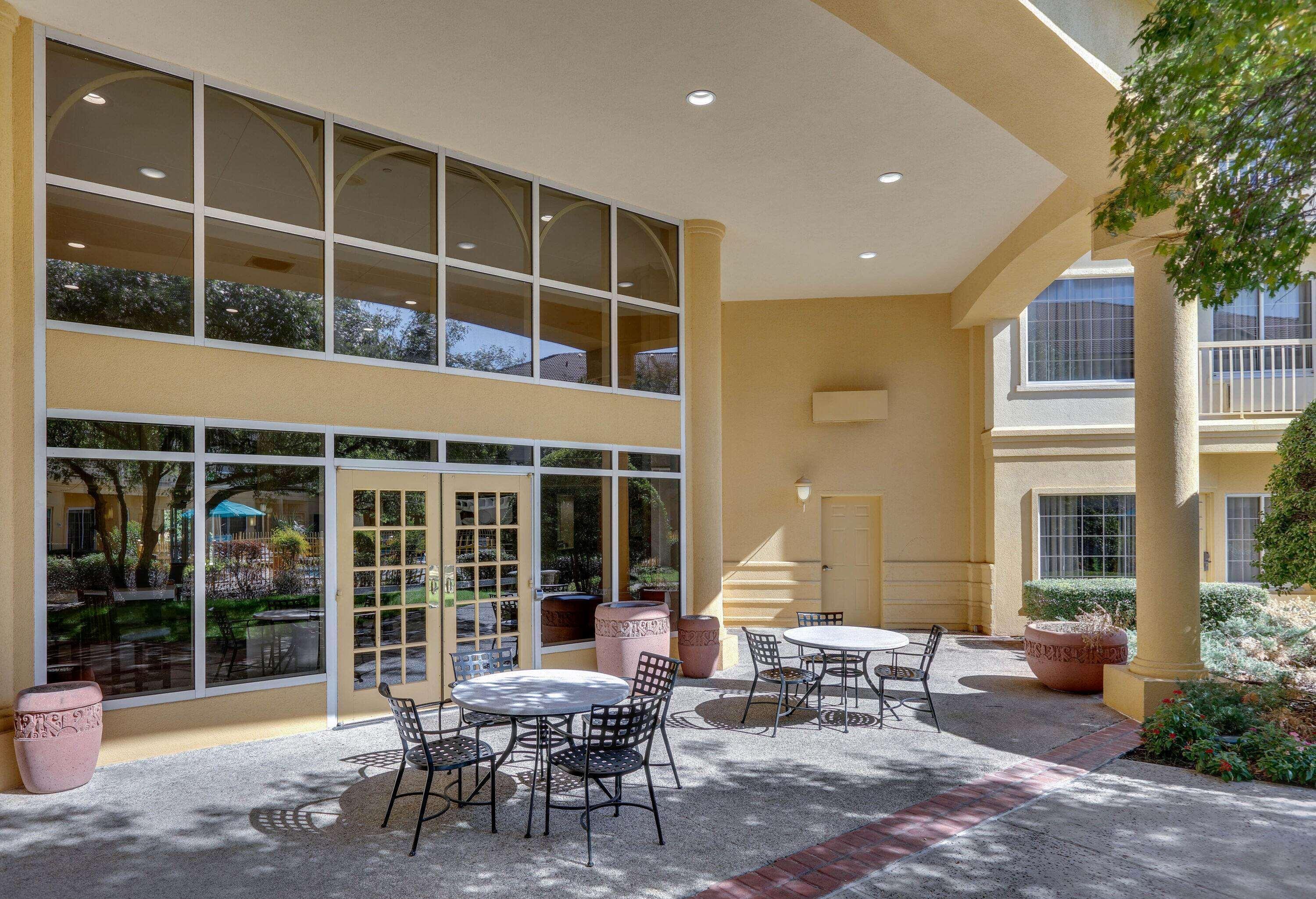 La Quinta By Wyndham Dallas - Galleria 3*