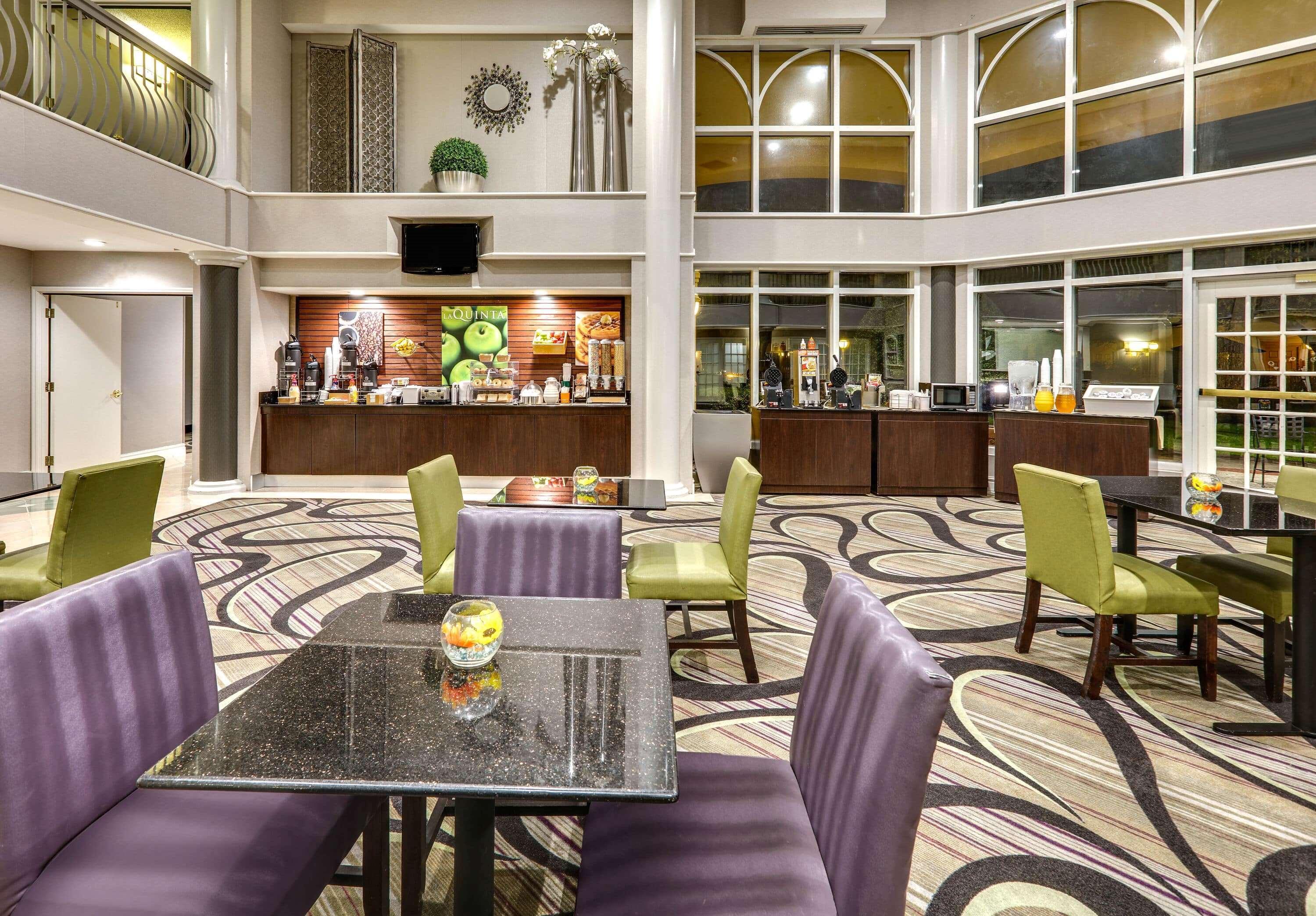 La Quinta By Wyndham Dallas - Galleria 3* Addison