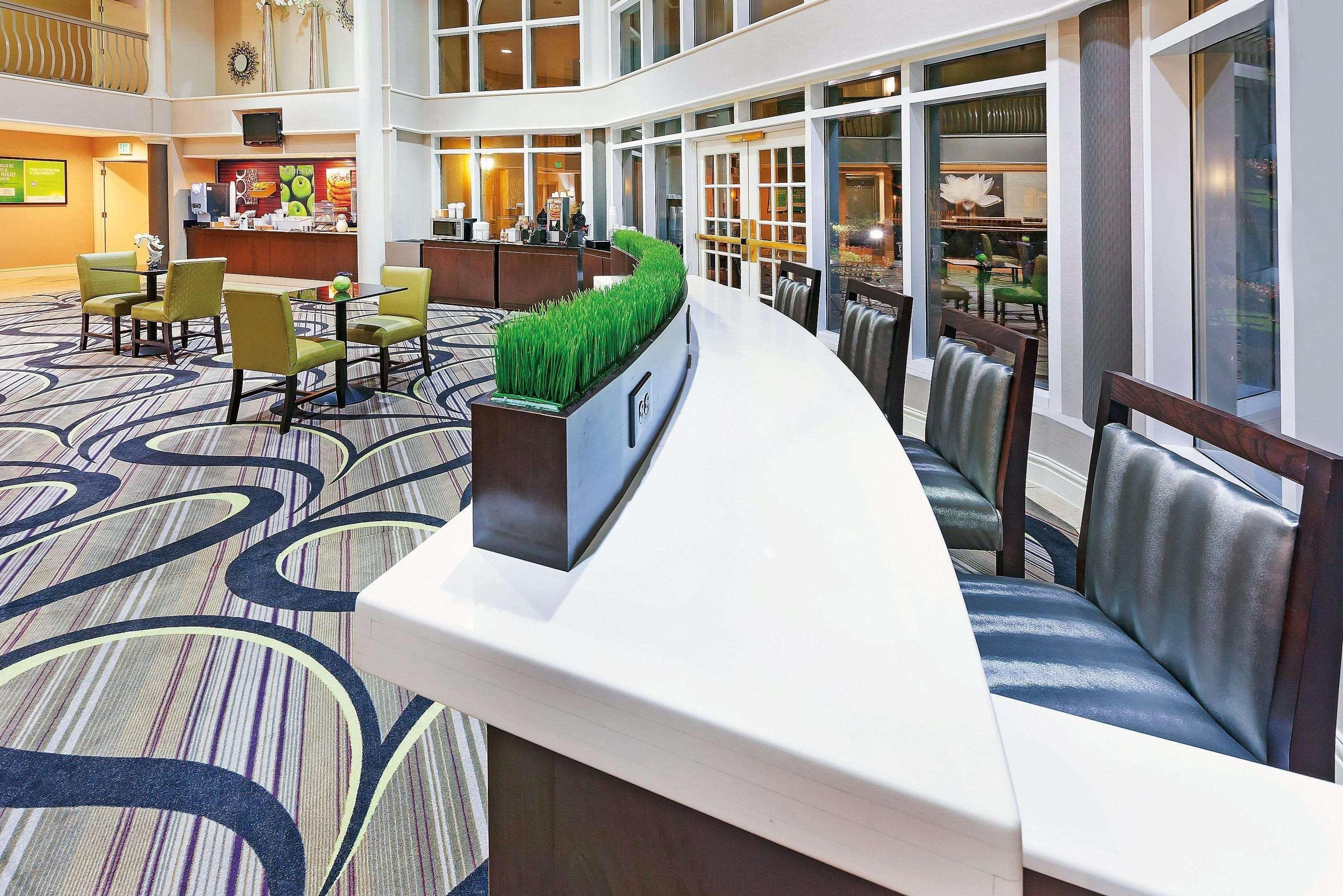 Hotel La Quinta By Wyndham Dallas - Galleria Addison