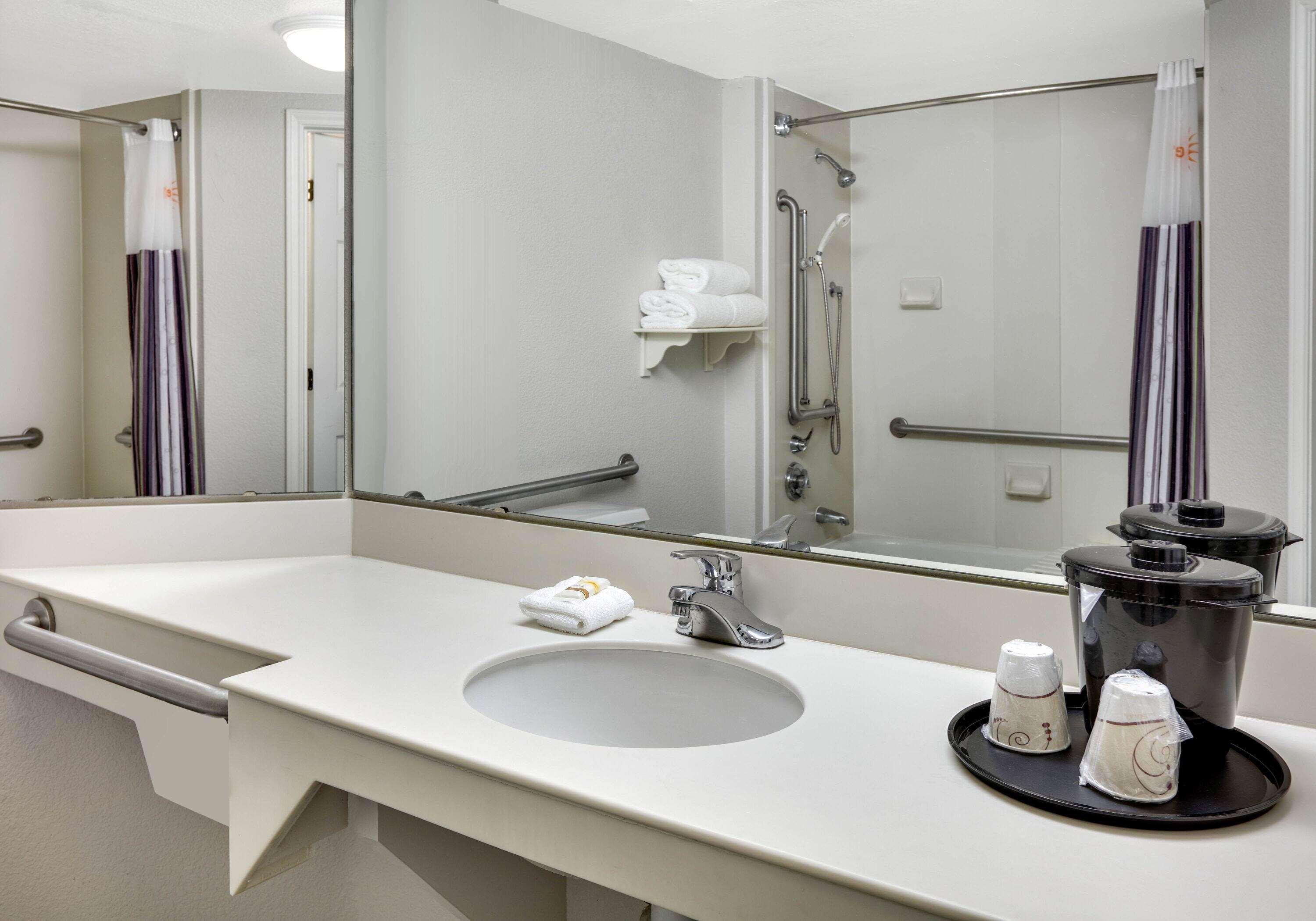 La Quinta By Wyndham Dallas - Galleria