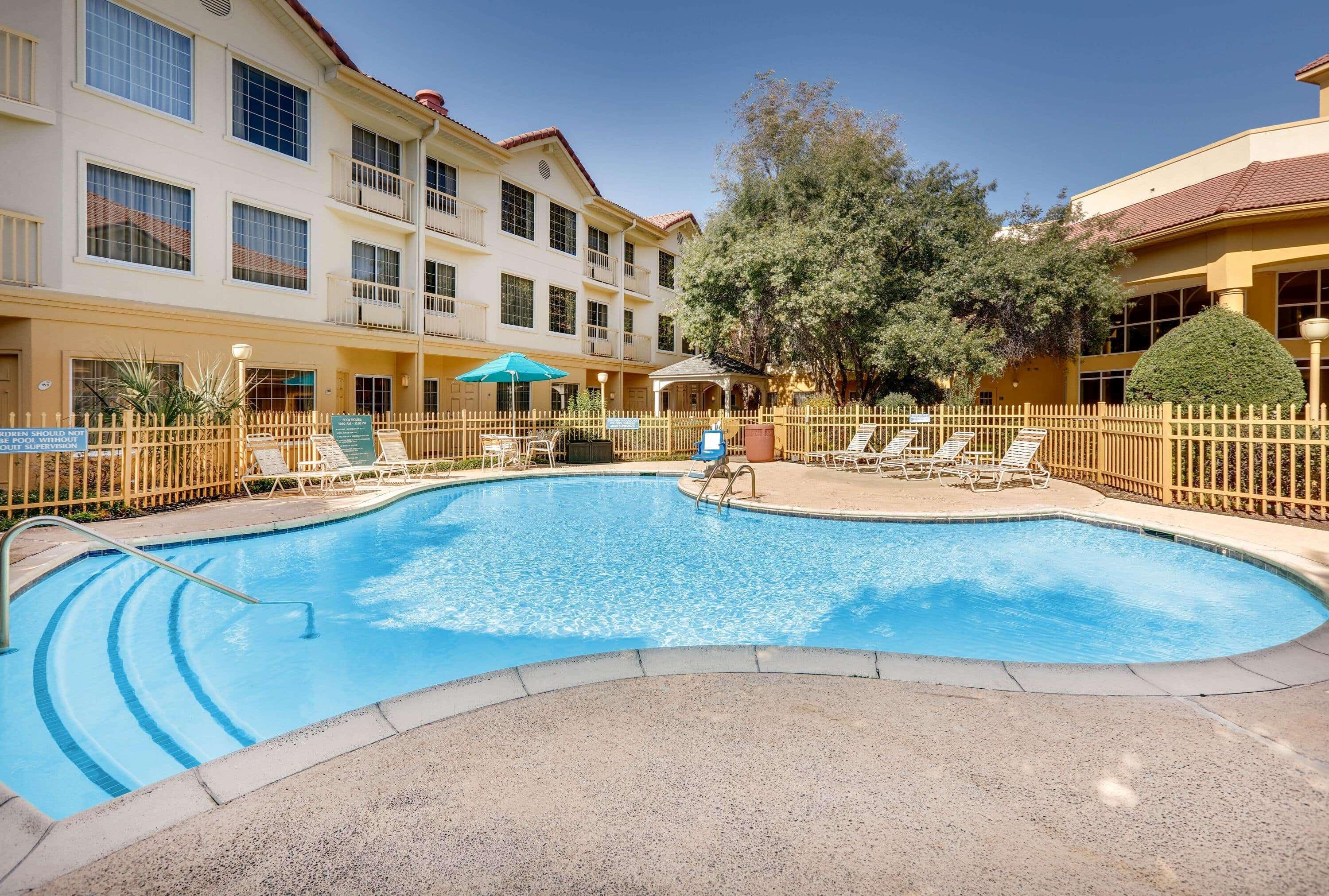 La Quinta By Wyndham Dallas - Galleria Addison