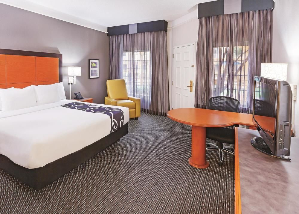 La Quinta By Wyndham Dallas - Galleria